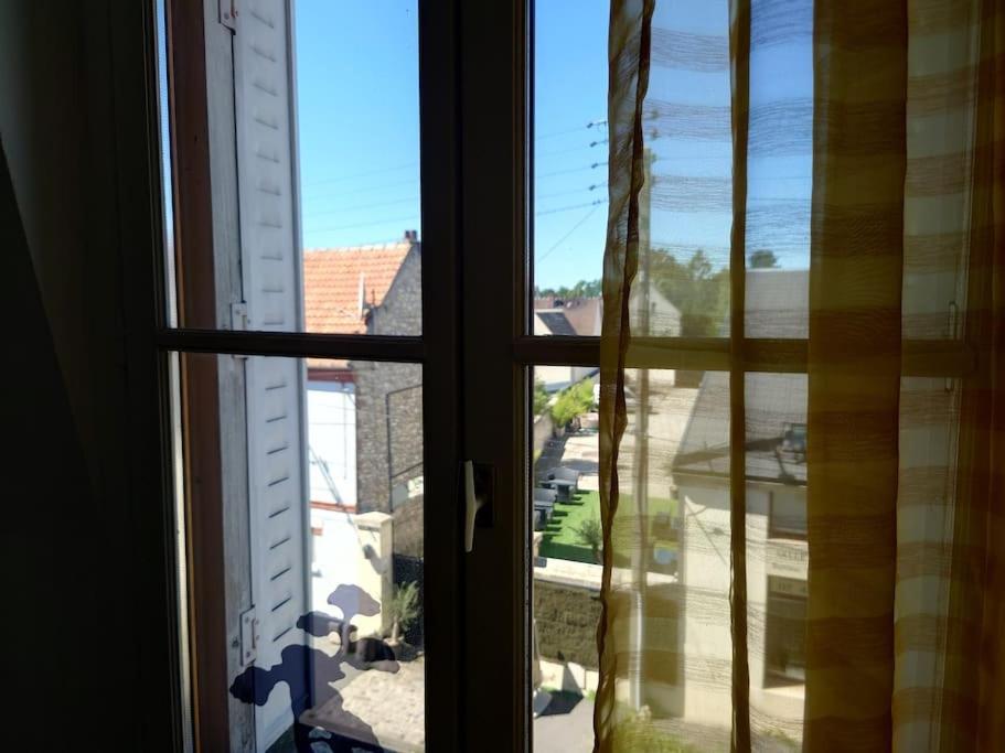 Le Petit Studio Senlisien Senlis  Bagian luar foto